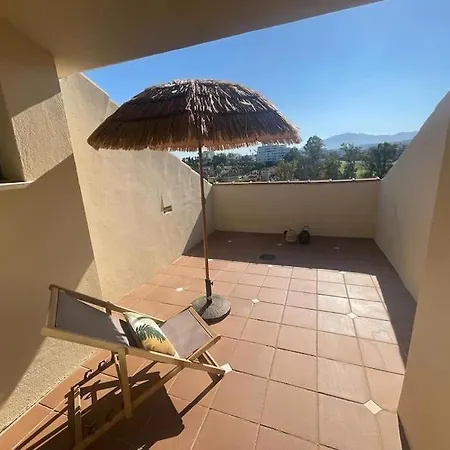 Atico Duplex Con Vistas Al Golf דירה