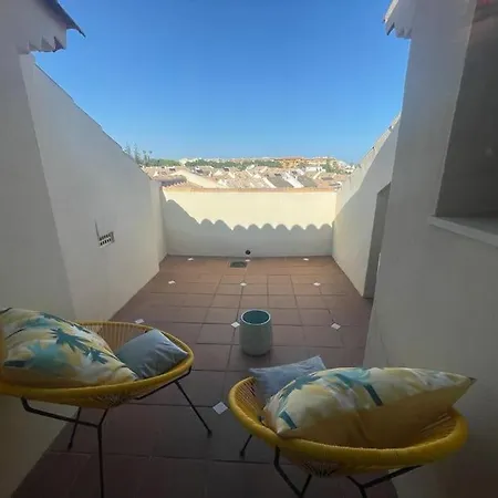 דירה Atico Duplex Con Vistas Al Golf מארבלה